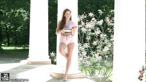 Vanna Bardot - PixAndVideo - Welcome Diverision