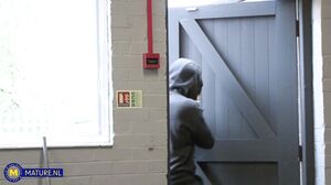 MatureNL.Stacey.Saran.Officer.And.The.Perp