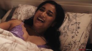 SheSeducedMe - Aiden Starr And Avery Black