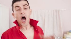 Niky Bimbodoll, Clea Gaultier, Kenia Music In Escandalo! Drama Behind The Camera