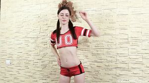 Natalie Flowers - WeAreHairy - Maria Rosa Maria Rosa shows a cheering out and masturbates