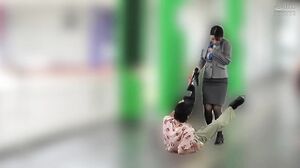 DVMM-322 He can't resist the sight of a cabin attendant kneeling and apologizing in tight pants, so he screws his big dick in from behind! Even though she resists, the man who complains flowers makes her cum with his fast piston-like thrusts. This video i