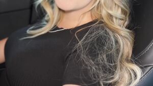 MrLucky - Date with Holly