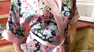 Dee Rida & April Touch Share Huge Black Dick In Threesome/facial Cumshot