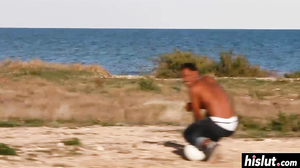 Hot girl knows what a guy likes