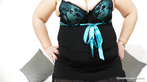 Czecz Cougars - Sisi Blond