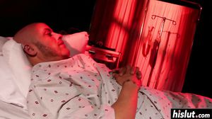 Skinny babe makes him cum fast