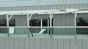 Roxy Lips - The Girl On The Balcony