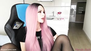 Marcelin Abadir - Tight pussy gamer girl