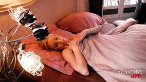 Nesty solo toy masturbation GM