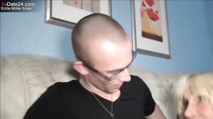 Sexhungrige Deutsche Mutter Fickt Und Entsaftet Nachbar