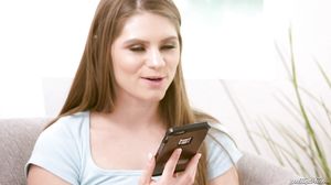 PrettyDirty - Planting Roses Garden - Alice March - Ton