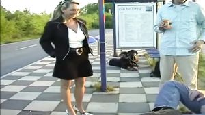 Milf Mit Dicken Natur Titten Wird Von 2 Fremden Gefickt