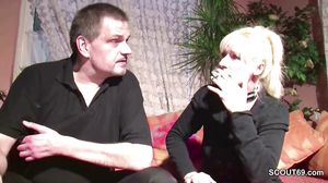 Mutti Mit Den Mega Titten Wird Vom Nachbarn Gefickt