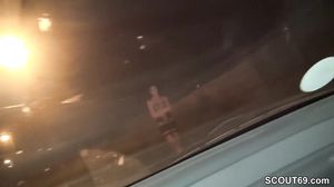 Junge Hure Von Strasse Mit Genommen Und Ohne Gummi Gefi