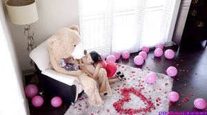 Jasmine Grey - Oh Brother Bear - S9:E7