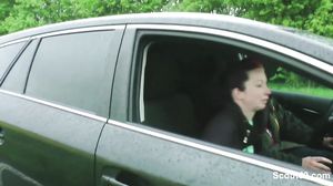 Geile Anhalterin Laesst Sich Ohne Gummi Ficken Zum Dank