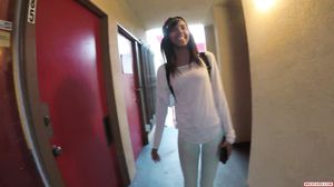 Dayanara - Helping a girl that needed money