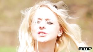 Chrissy Fox & Bambi Bell - Soldier