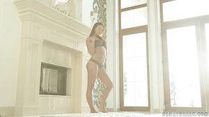 21Naturals - Proud - Amirah Adara