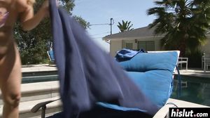 AJ Applegate wants nothing more than to bounce on a long dick