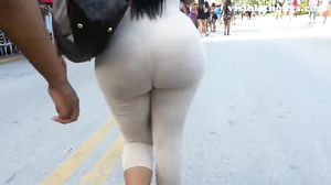 Clips of hot asses in public