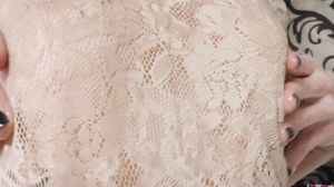 Lizzie Luna Milky in 4K