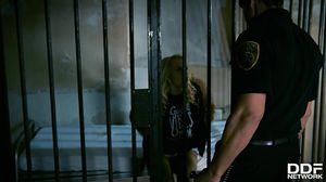 Nick Lang - Kathia Nobili - Rossella Visconti - Officer