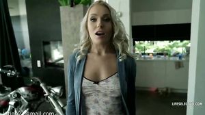 Angelika Gray does Anal