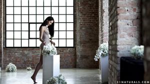 21EroticAnal - Aruna Aghora - Booty Art