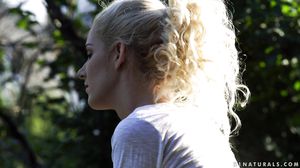 21EroticAnal - Monique Woods - Giving Wood To Monique