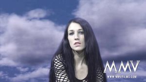 MMVFilme - Meli And The Man In High Heels