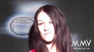 MMVFilme - Meli Helps Out With A Threesome