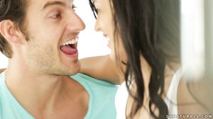 21Naturals - Layla Sin - Joyful Life