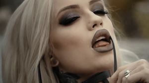 Incredibly hot goth babe Alex Grey loves hard sex!