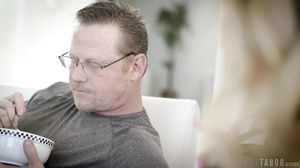 Christiana Cinn, Mackenzie Moss - Close Your Eyes in 4K