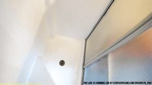 Curvy Babe In The Bathroom....