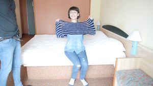 Amatuer Couple gets fucked at home