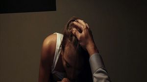 Scarlett Mae blowjobs a big matured cock