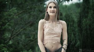 Tiffany Tatum - Leave The Panties On.