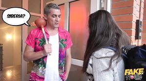 FalschesHostel - Lilu Moon - I've Got Some Dirty Clothe