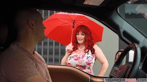 Roxxee Robinson - Stranded Milf