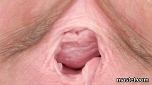 Feisty czech kitten gapes her spread slit to the peculi