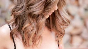 Charlotta - Smell Of Wood