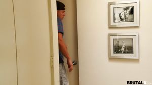 Amirah has a pretty face