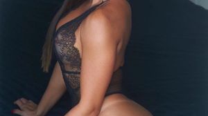 Ivy Lebelle Big Booty POV