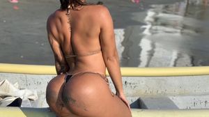 Janice United, Rebecca Sharon - Janice United assfucked and fisted