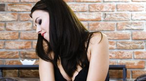 Vicky Love - Creampie Cutie