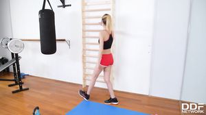 Rebecca Volpetti - Hardcore Gym Sex in HD