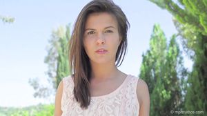 Zelda B - Cyprus Breeze